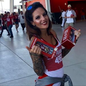 Meet your Posher, Samantha